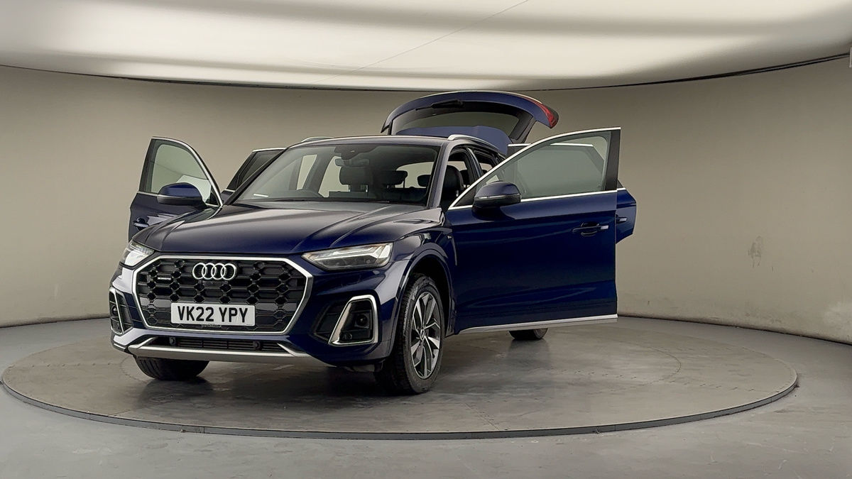 More views of Audi Q5