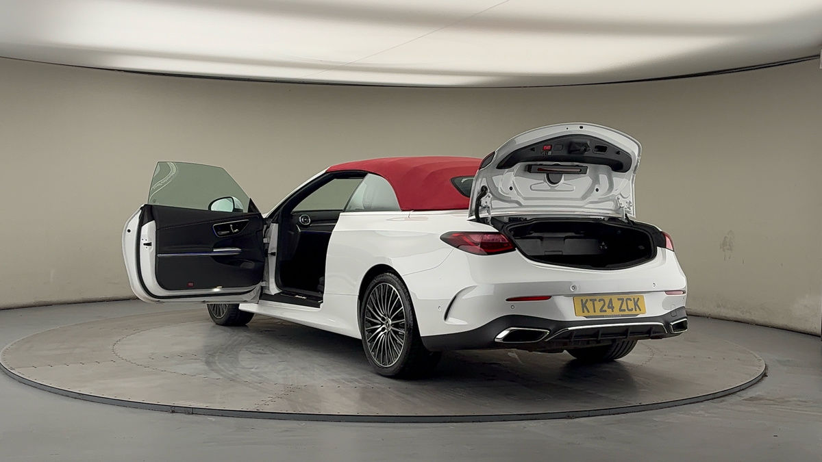 Mercedes-Benz CLE Image 23