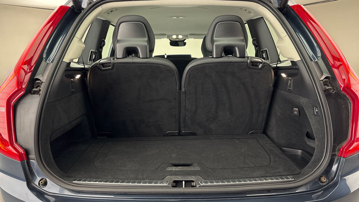 Volvo XC90 Image 11