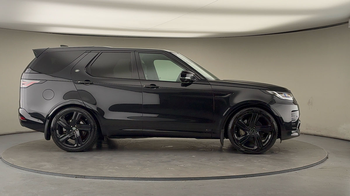 More views of Land Rover Discovery