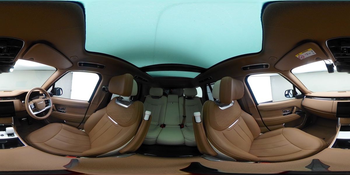 More views of Land Rover Range Rover