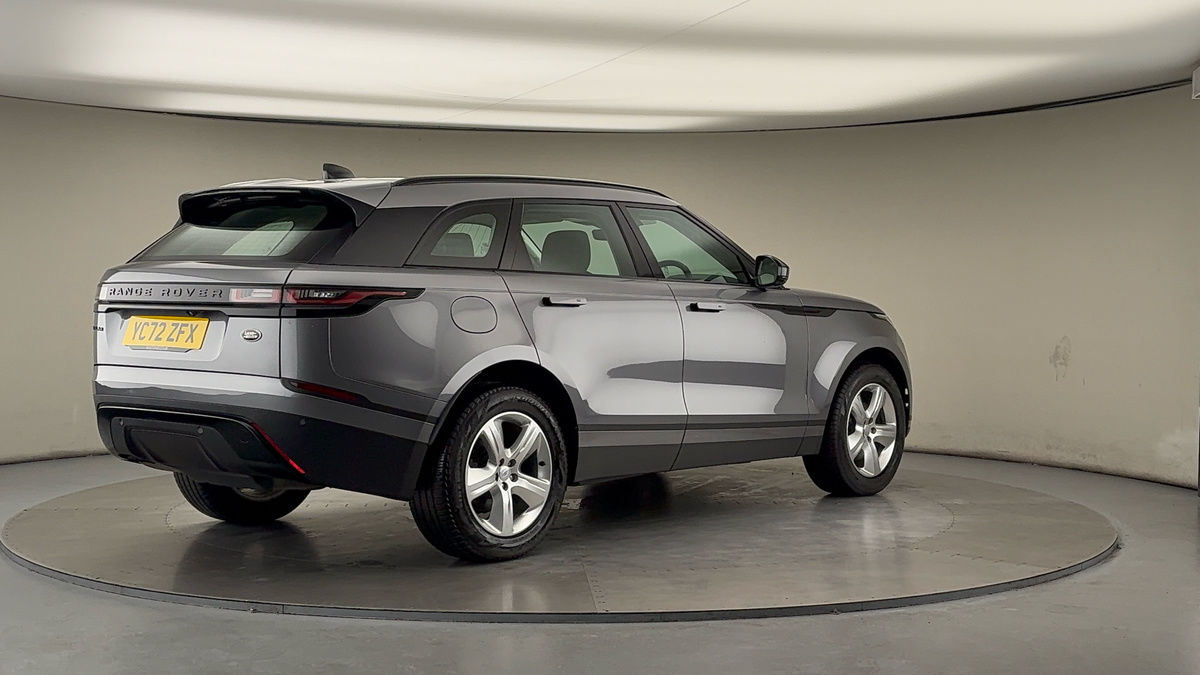 Land Rover Range Rover Velar Image 21