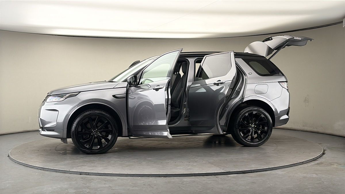 More views of Land Rover Discovery Sport