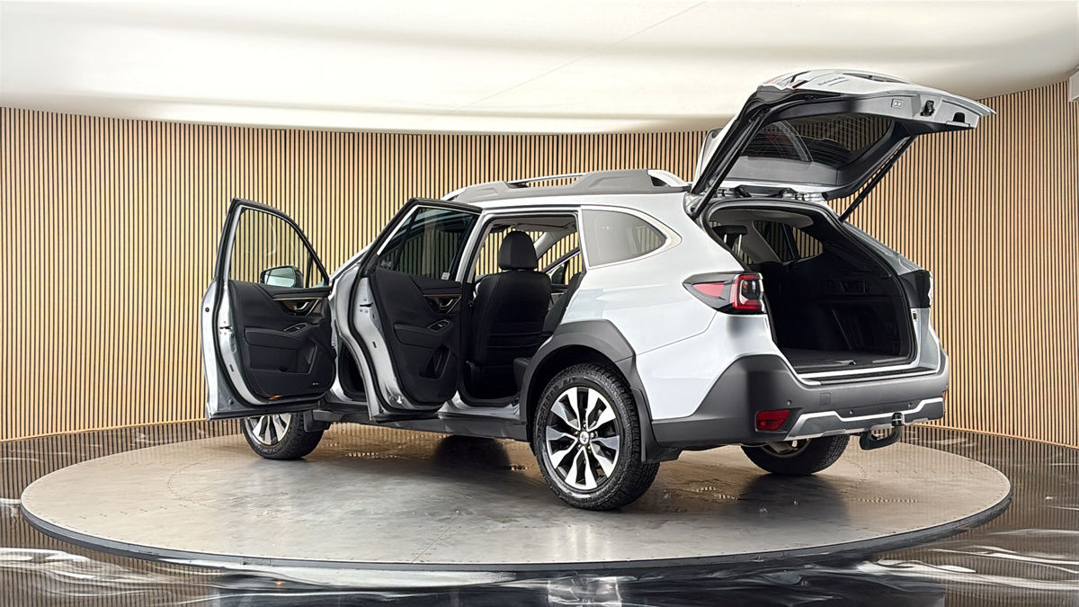 More views of Subaru Outback