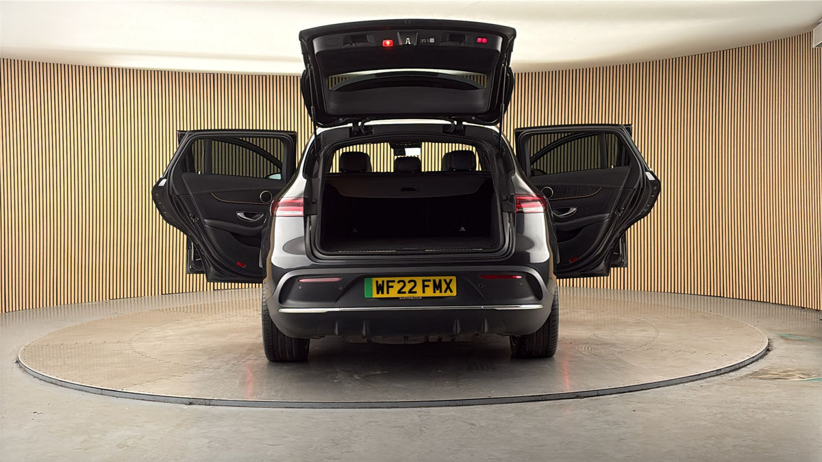 More views of Mercedes-Benz EQC