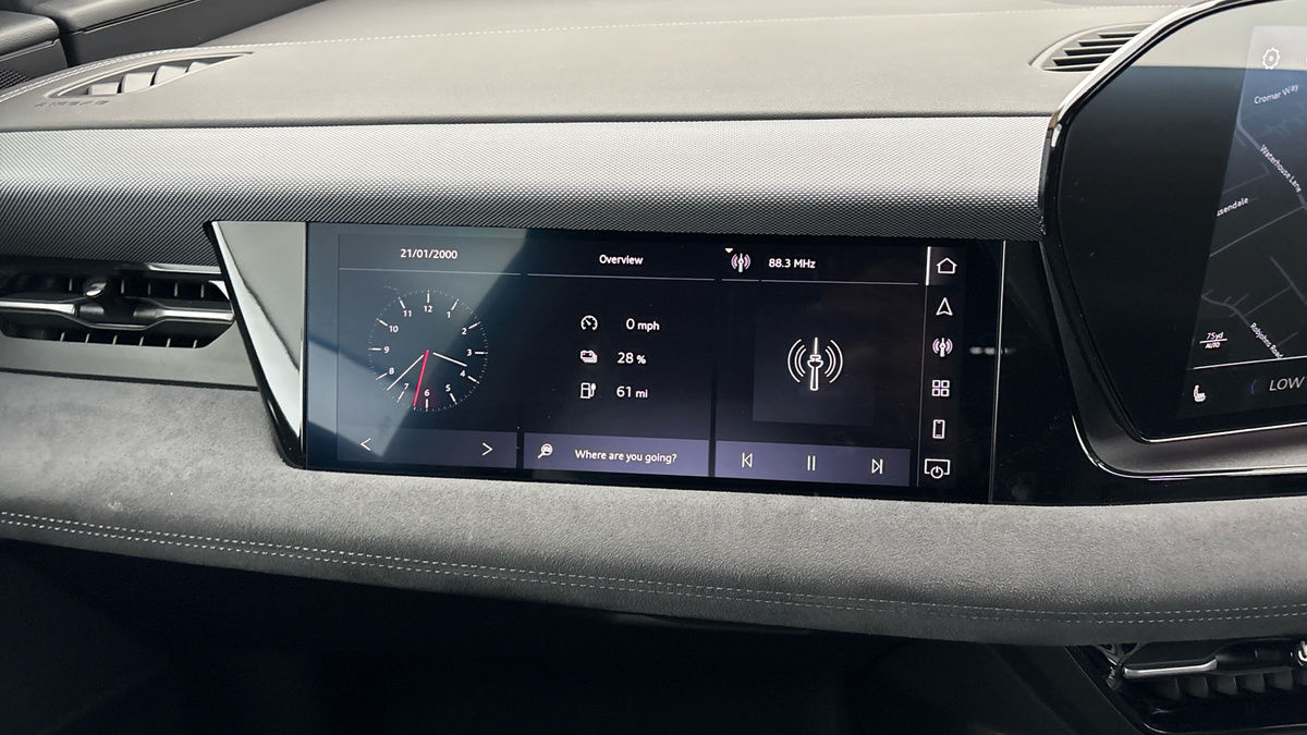 Audi Q6 e-tron Image 31