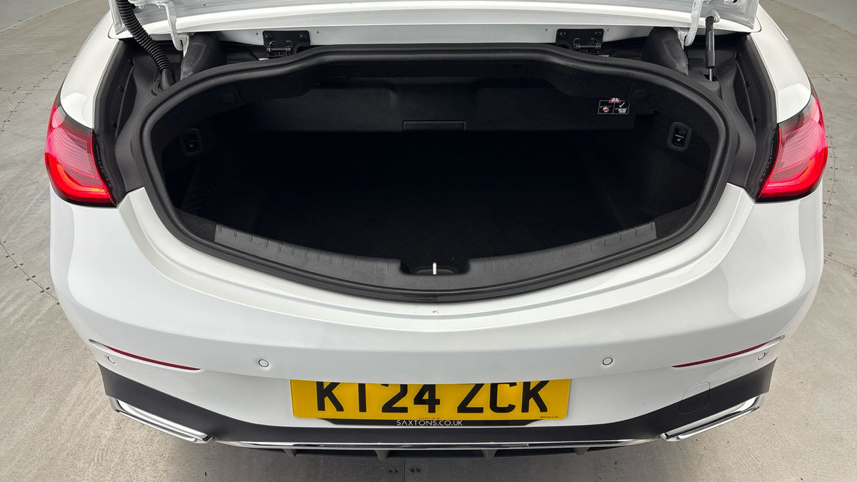 Mercedes-Benz CLE Image 11