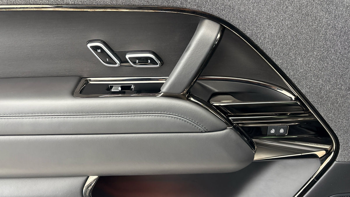 Land Rover Range Rover Sport Image 19