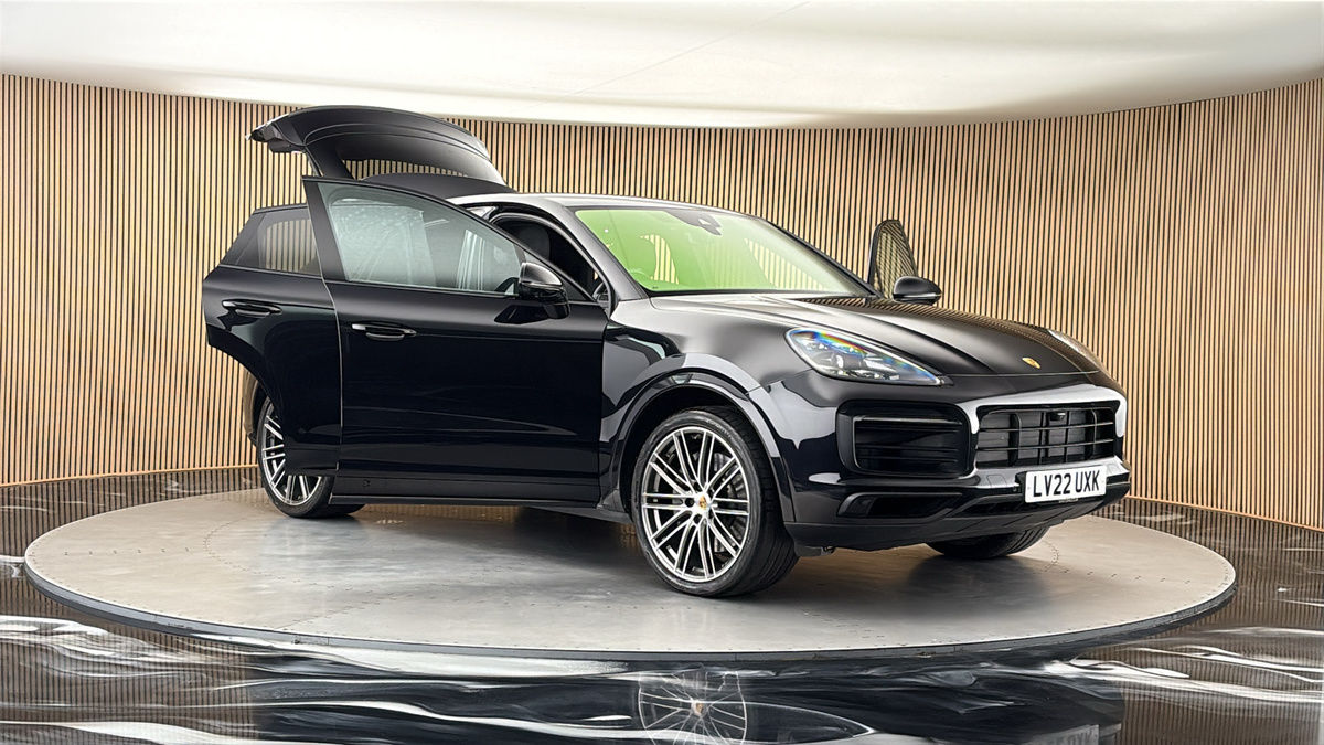More views of Porsche Cayenne