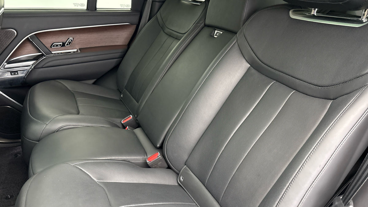 Land Rover Range Rover Image 8