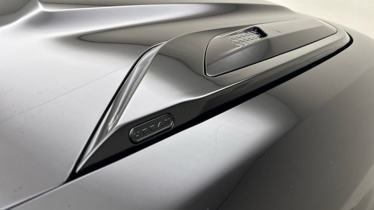 Land Rover Defender 130 Urban Image 26