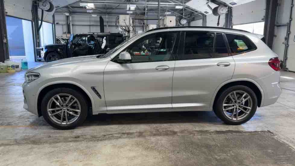 More views of BMW X3