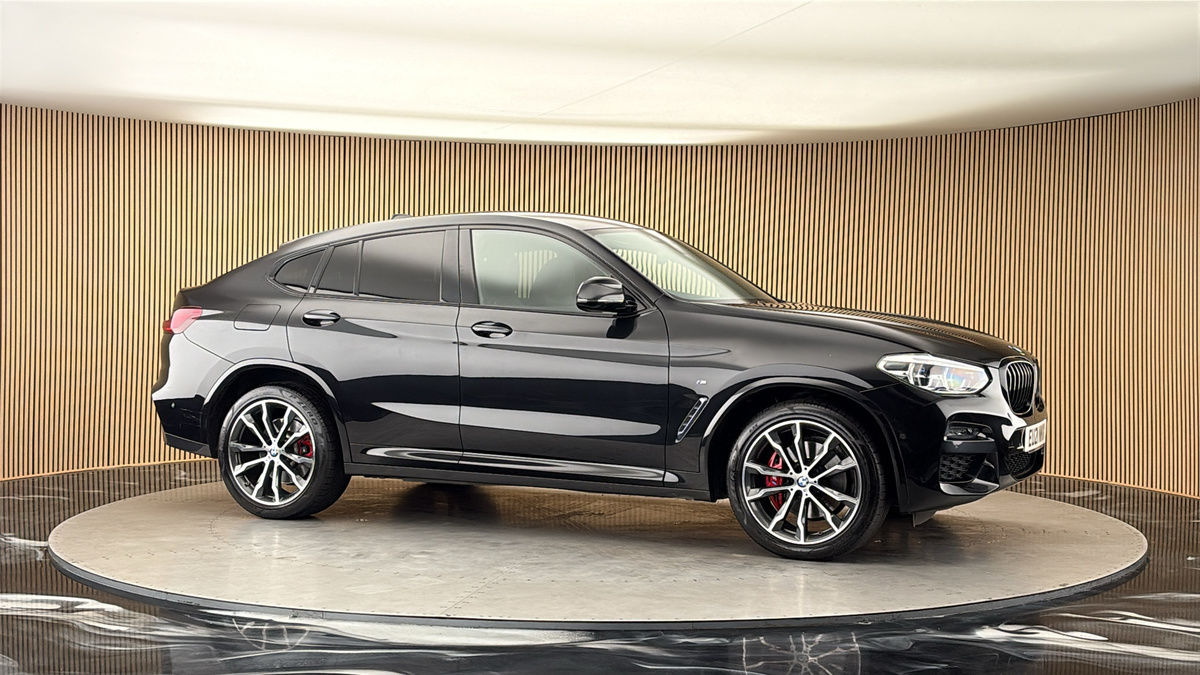 More views of BMW X4