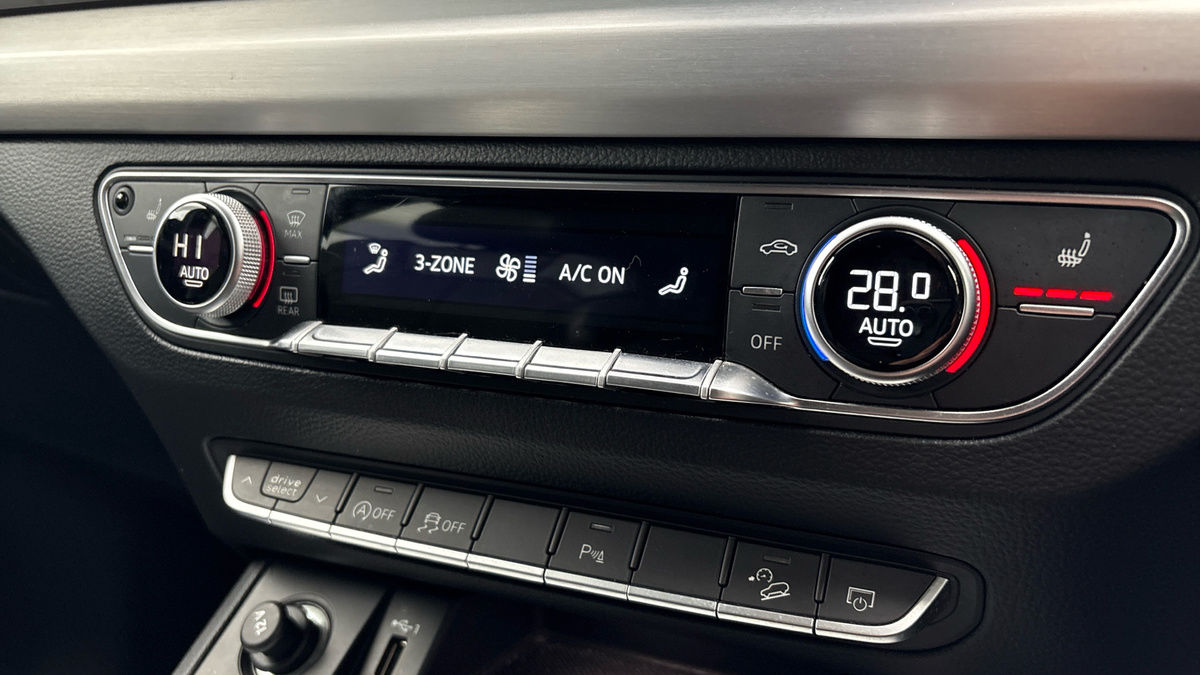 Audi Q5 Image 25