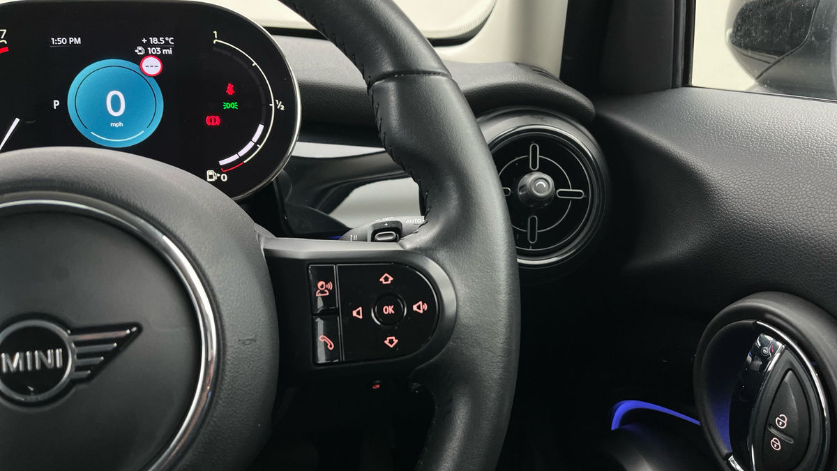MINI Hatch Image 14