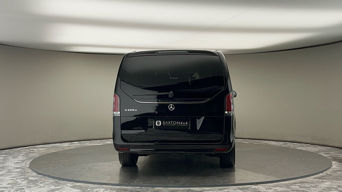 Mercedes-Benz V Class Image 4