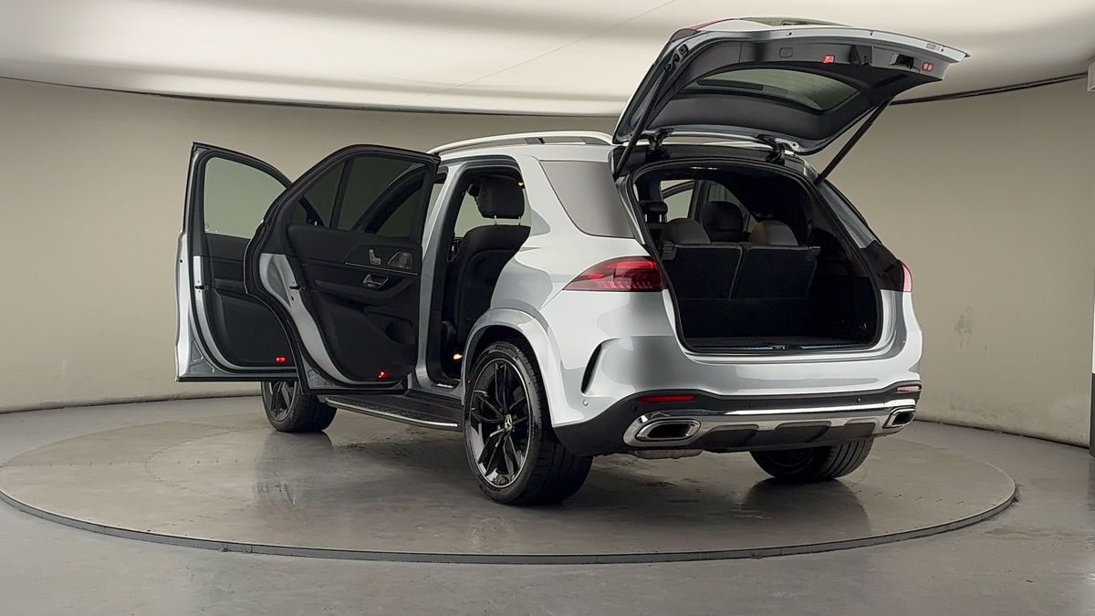 Mercedes-Benz GLE Image 23