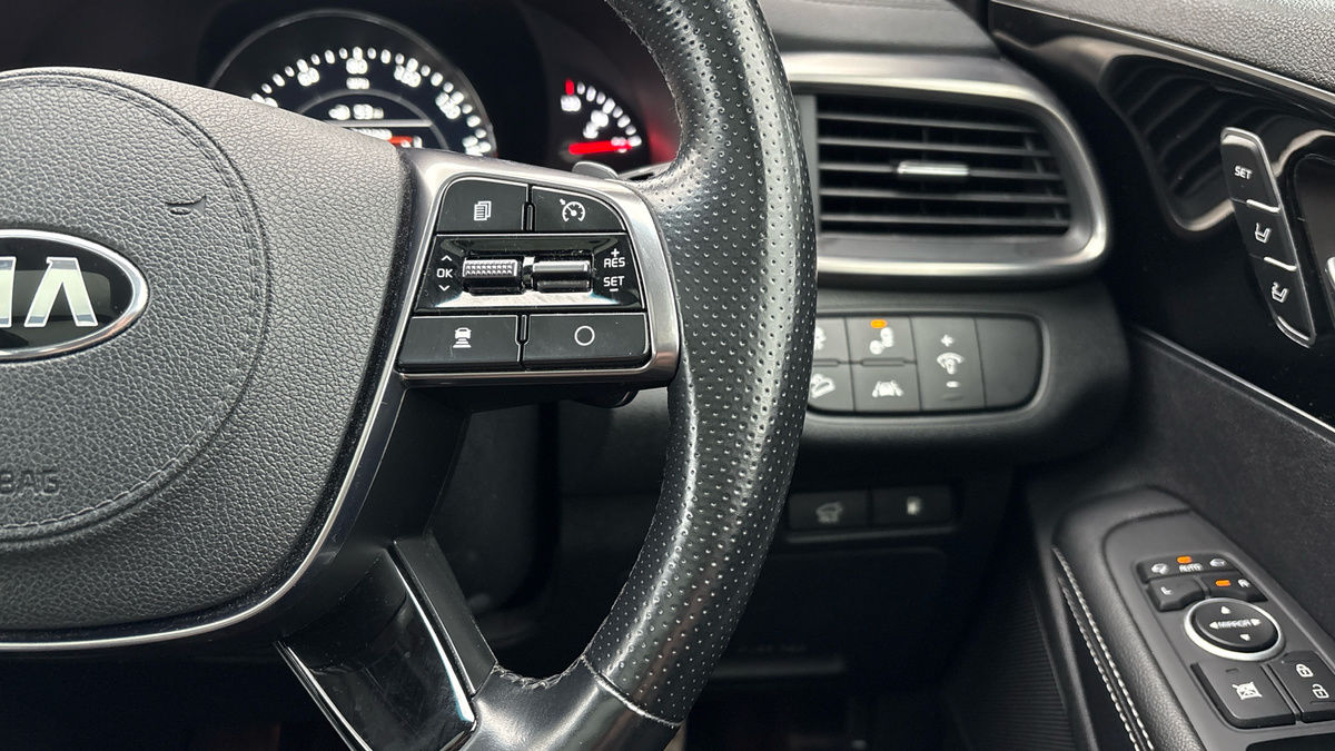 Kia Sorento Image 14
