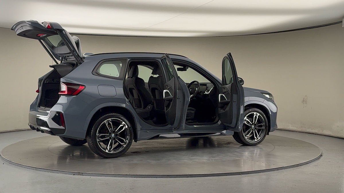 More views of BMW X1