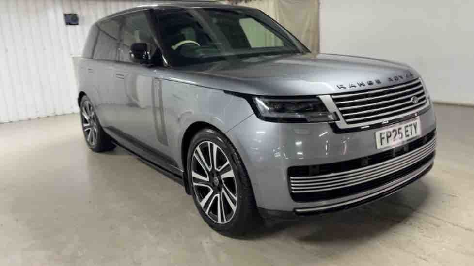 More views of Land Rover Range Rover