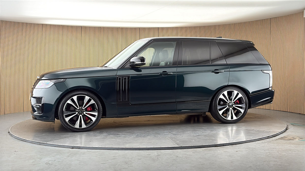 More views of Land Rover Range Rover