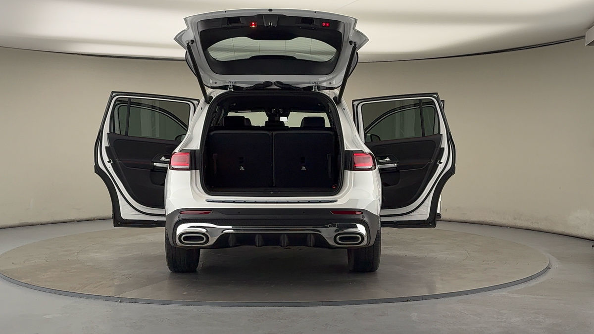 More views of Mercedes-Benz GLB