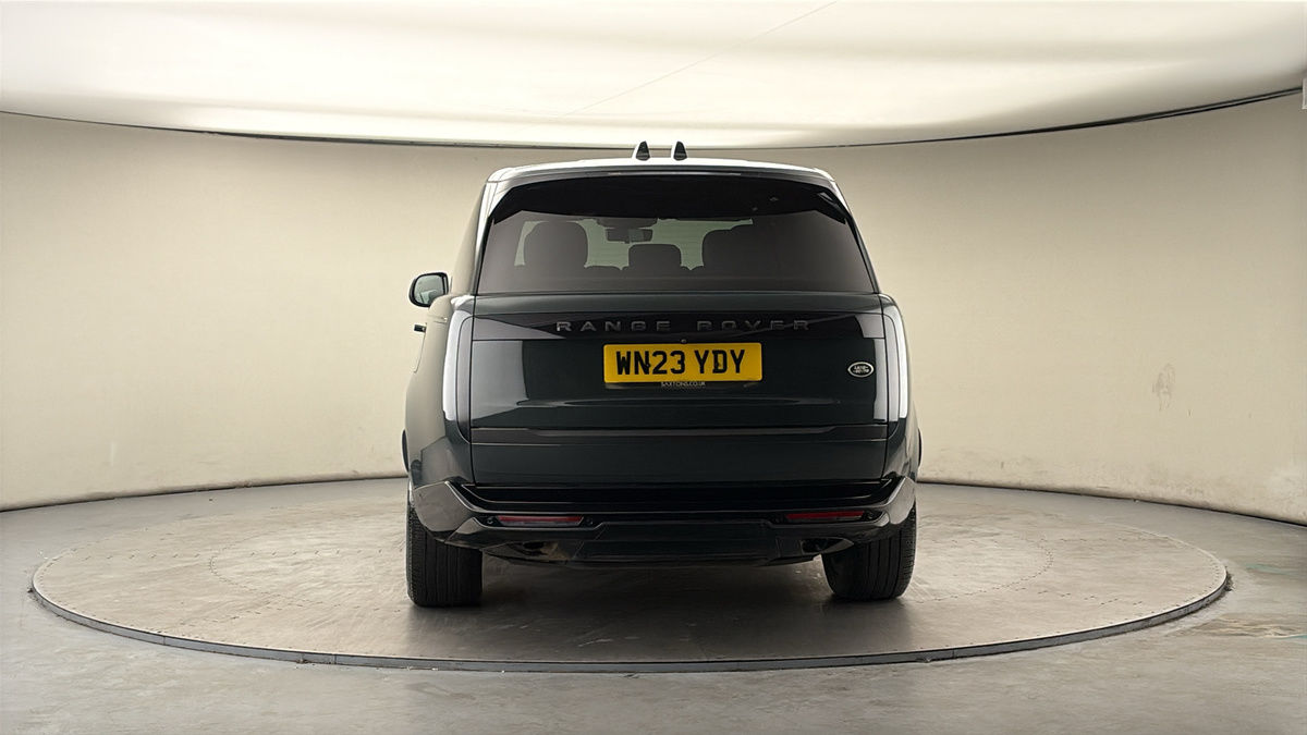 More views of Land Rover Range Rover