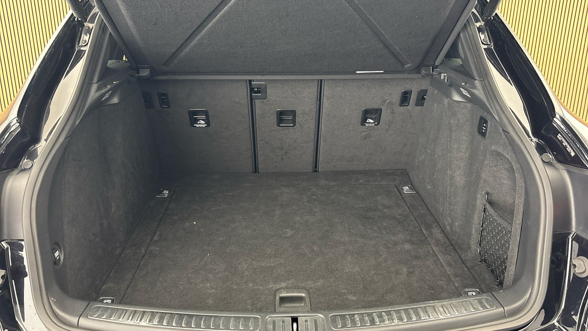 Porsche Macan Image 11