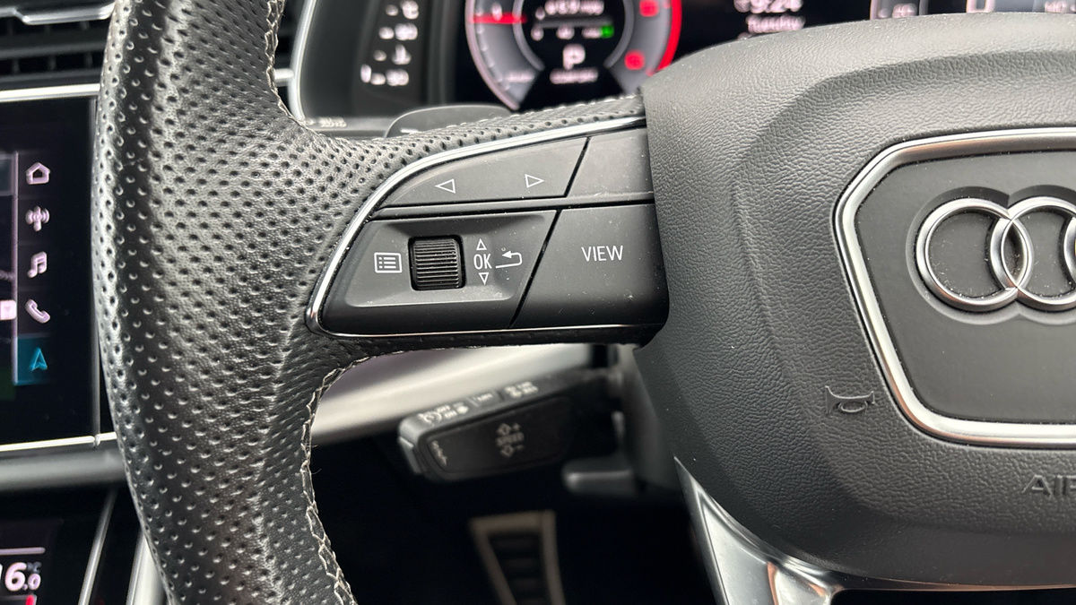Audi Q7 Image 13