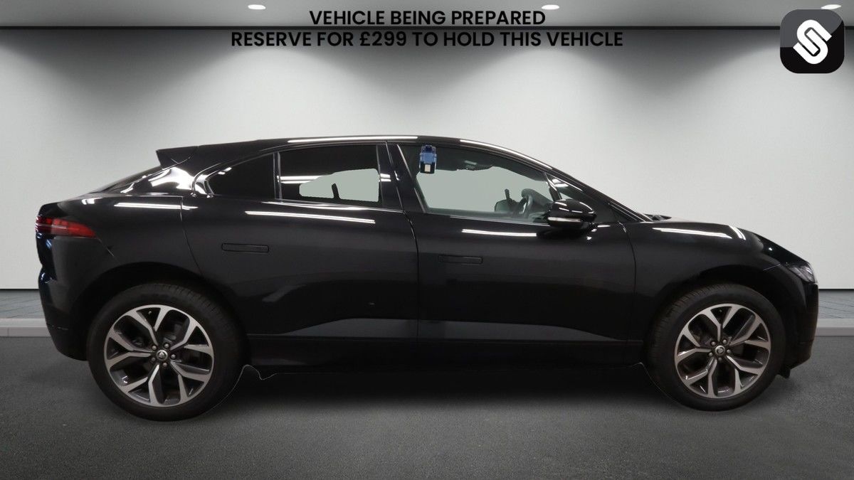 Jaguar I-PACE Image 5