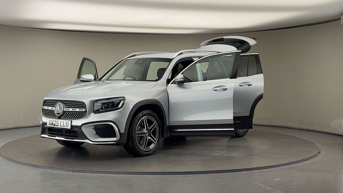More views of Mercedes-Benz GLB