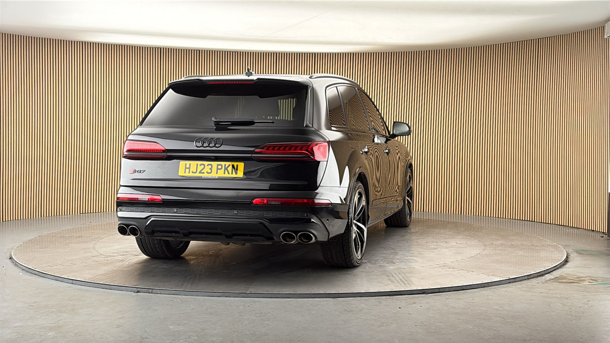 More views of Audi SQ7