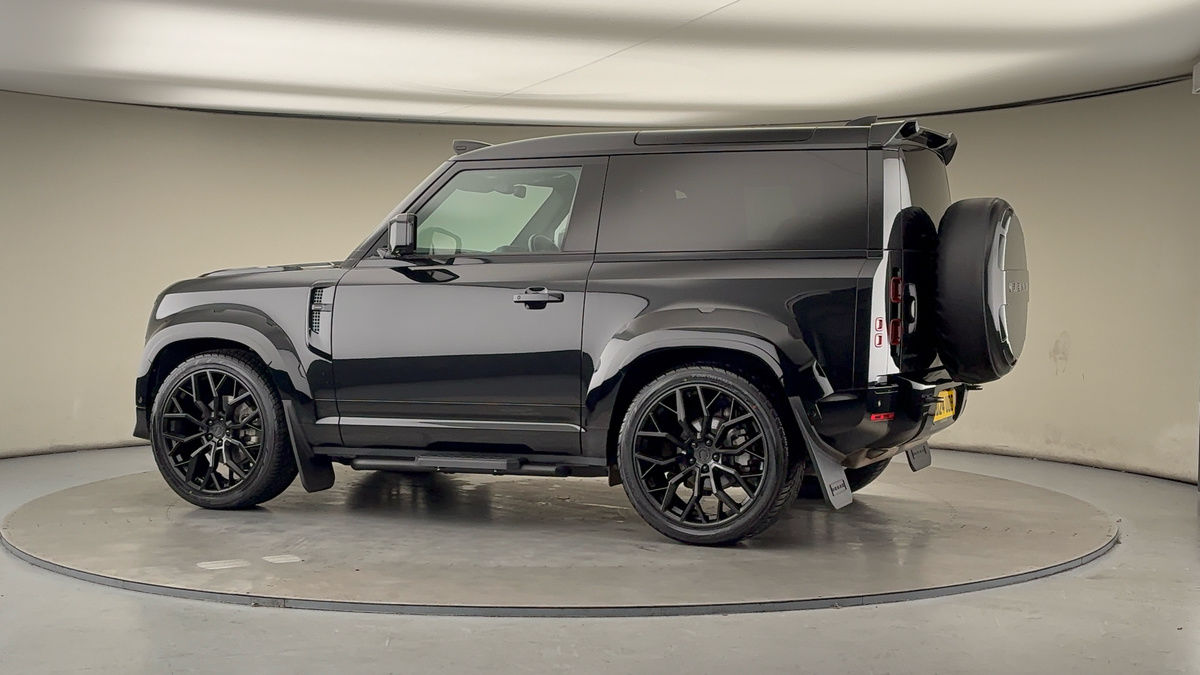 More views of Land Rover Defender 90