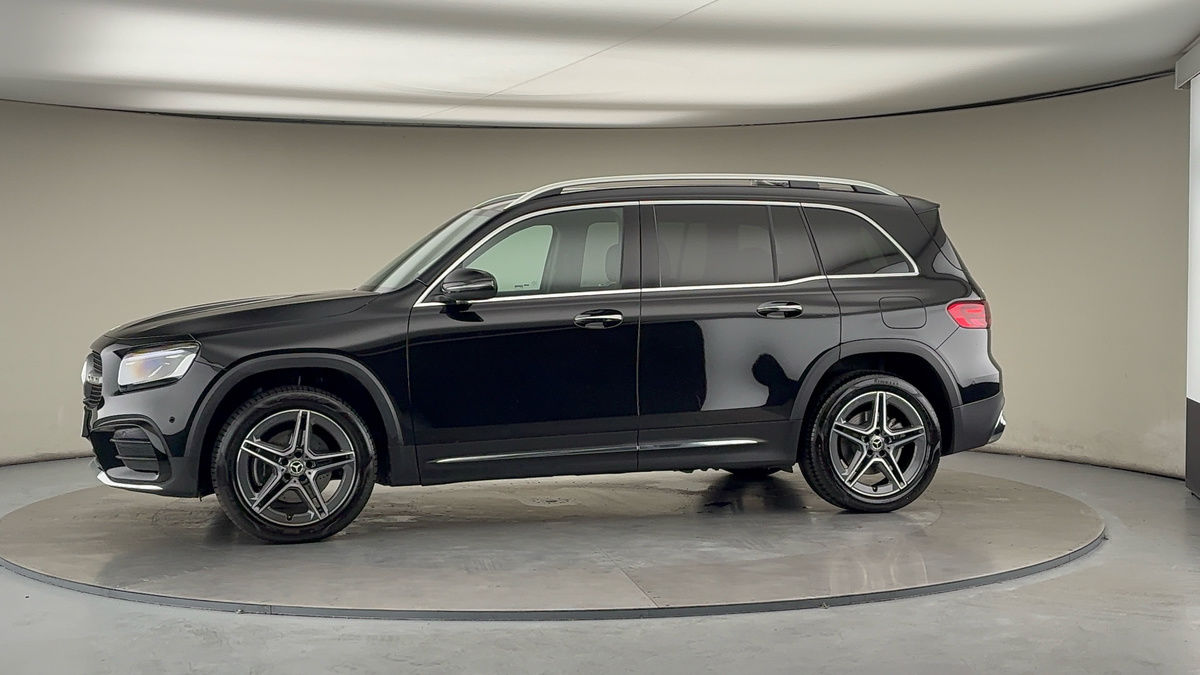 More views of Mercedes-Benz GLB