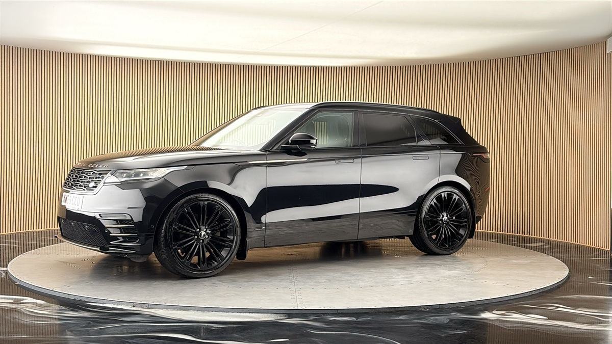 More views of Land Rover Range Rover Velar