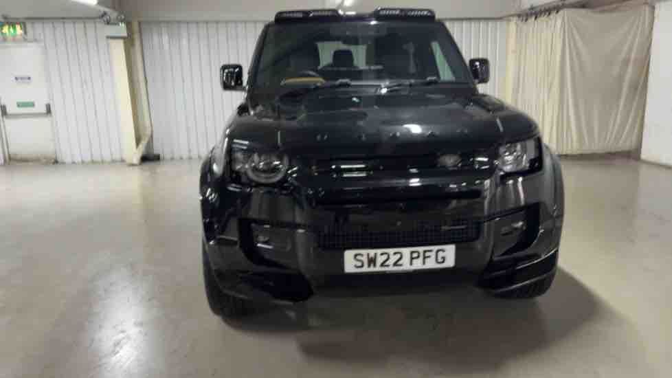 More views of Land Rover Defender 90