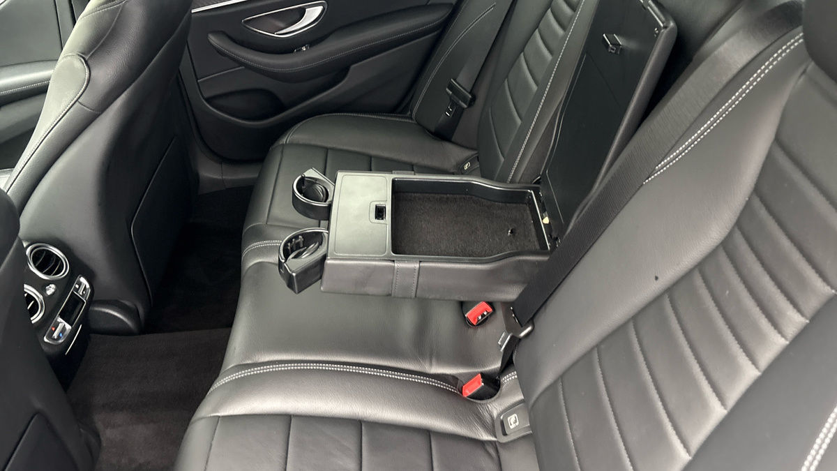 Mercedes-Benz E Class Image 9