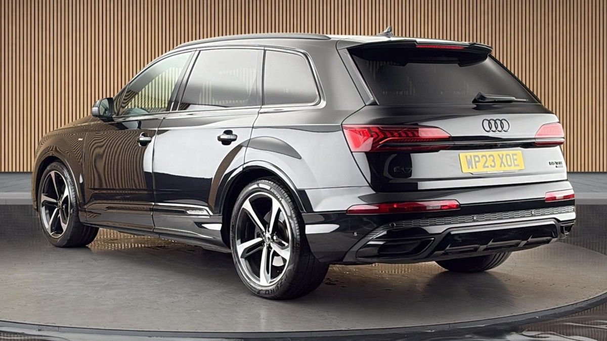 Audi Q7 Image 2