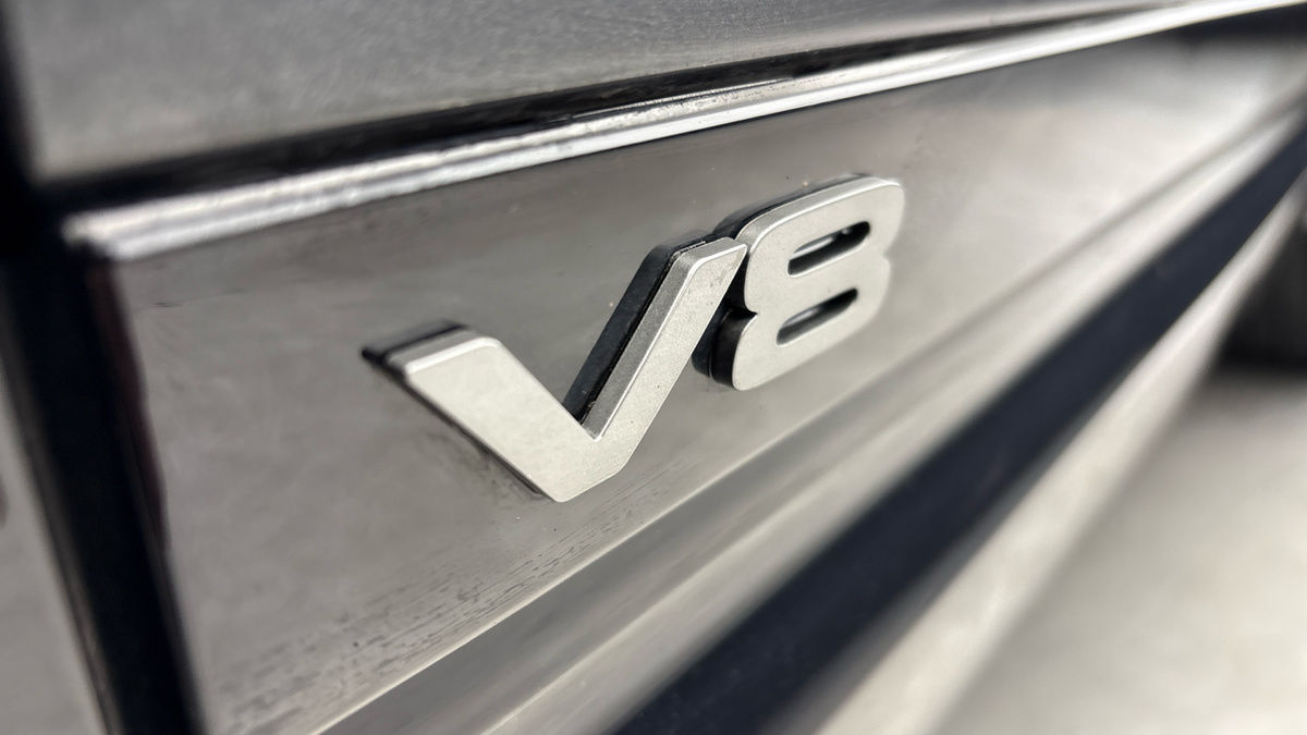 Land Rover Defender 90 Image 26