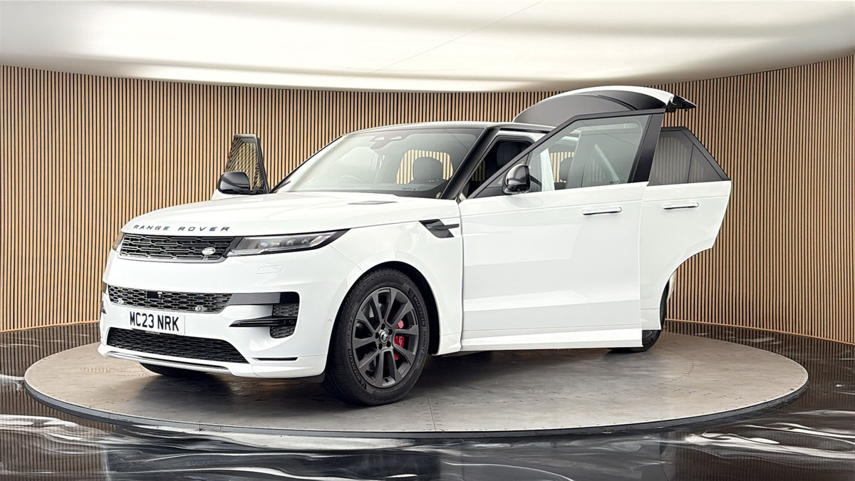 More views of Land Rover Range Rover Sport