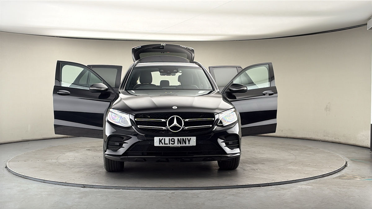 More views of Mercedes-Benz GLC