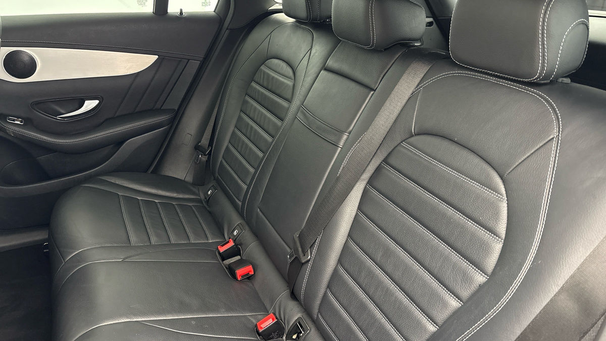 Mercedes-Benz GLC Image 8