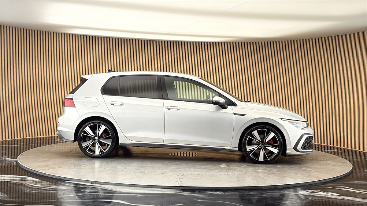 More views of Volkswagen Golf