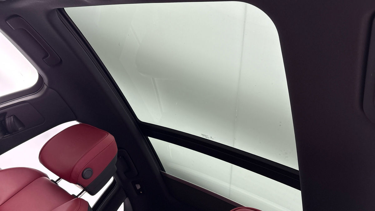 Porsche Macan Image 6