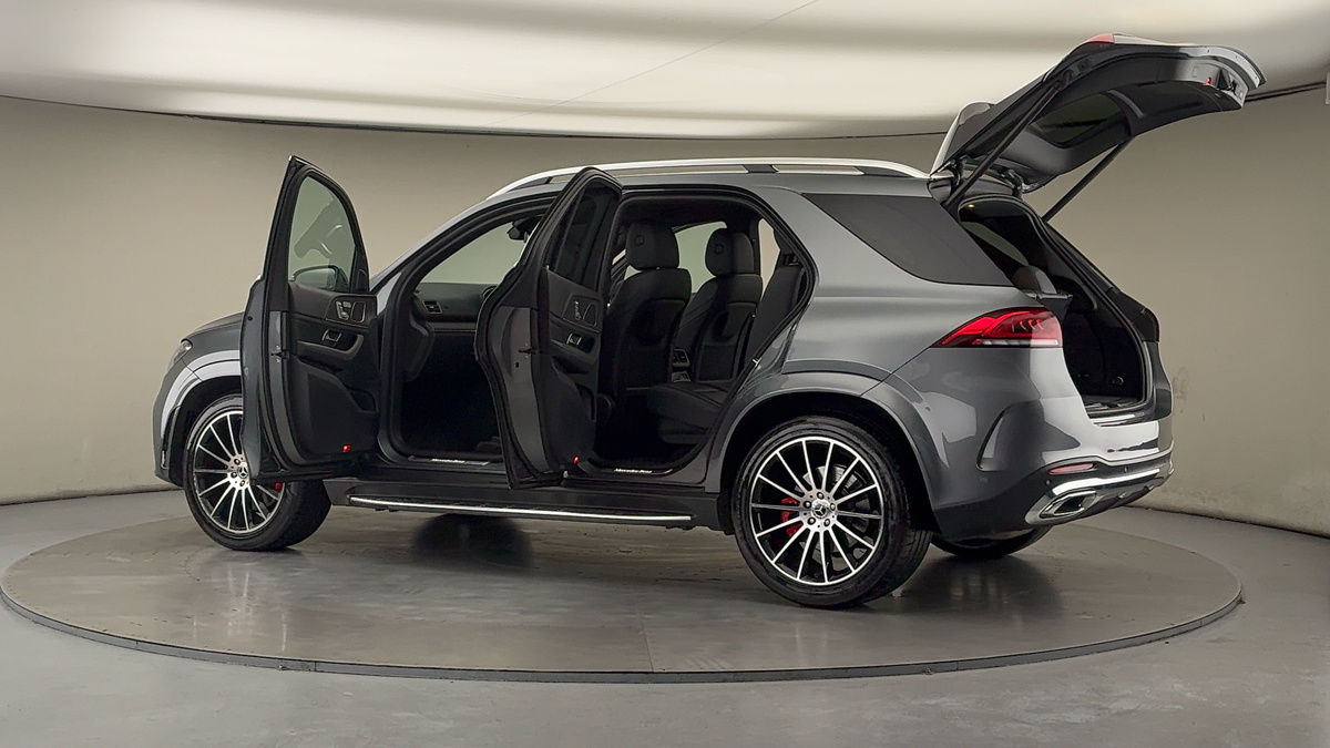 More views of Mercedes-Benz GLE