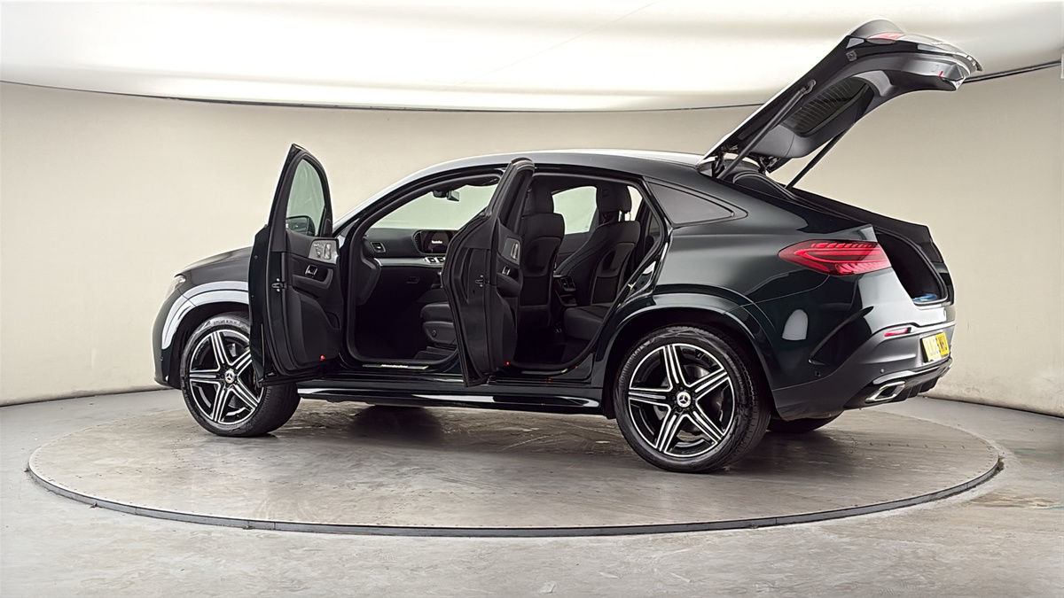 More views of Mercedes-Benz GLE