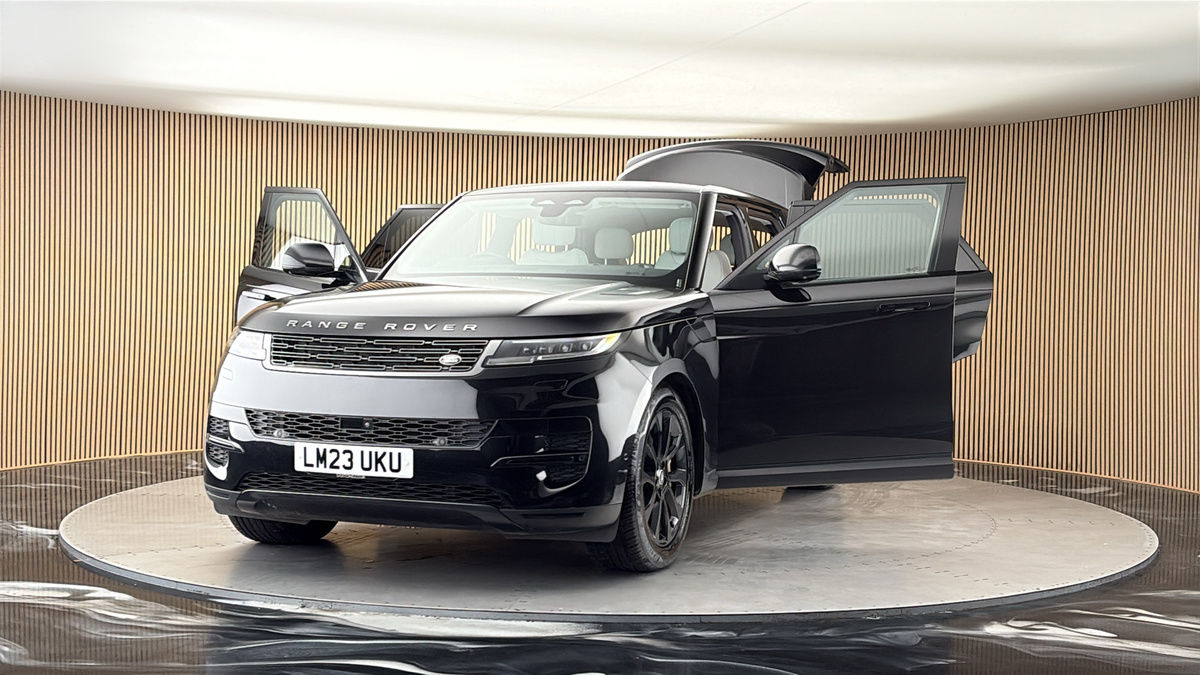 More views of Land Rover Range Rover Sport