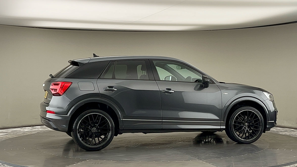 More views of Audi Q2