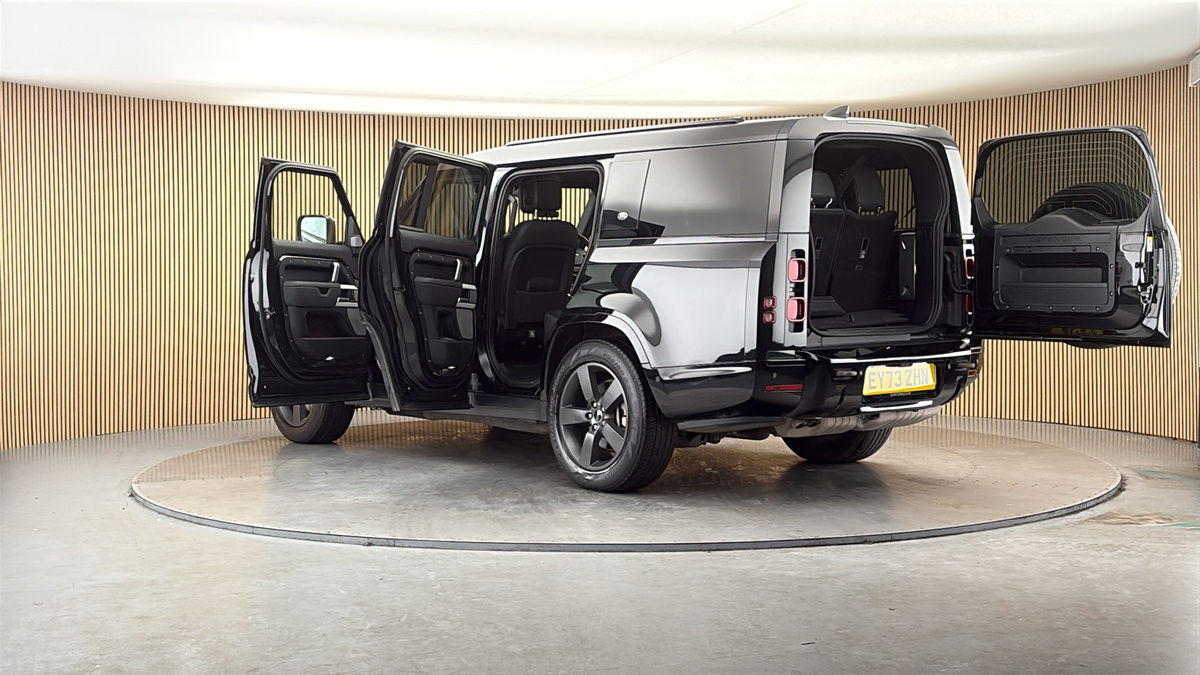 More views of Land Rover Defender 130