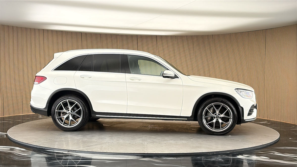 More views of Mercedes-Benz GLC